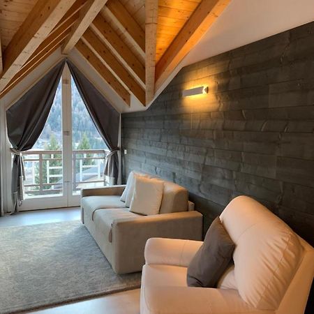 Alpin Sky Apartment Temù Екстериор снимка